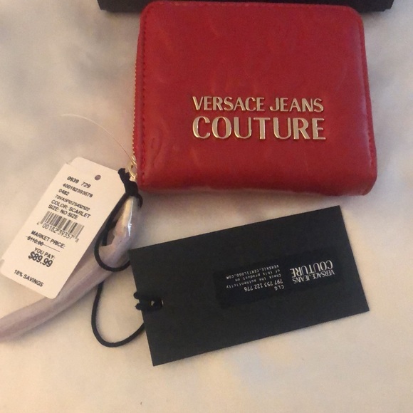 Versace Jeans Couture Range I Embossed ZA Compact Wallet Color Scarlet NWT & Box - Picture 4 of 16